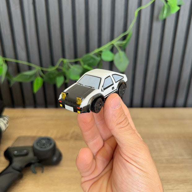 Mini Drifter 1:64 – Realistic RC Drifting Car with Lights