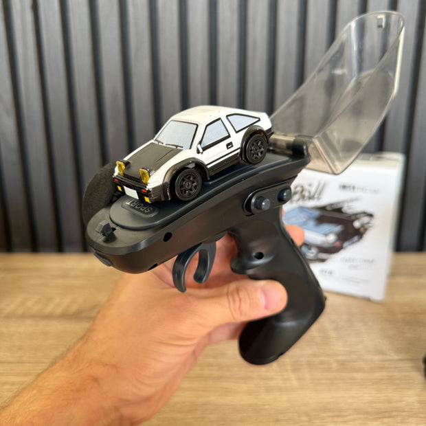 Mini Drifter 1:64 – Realistic RC Drifting Car with Lights